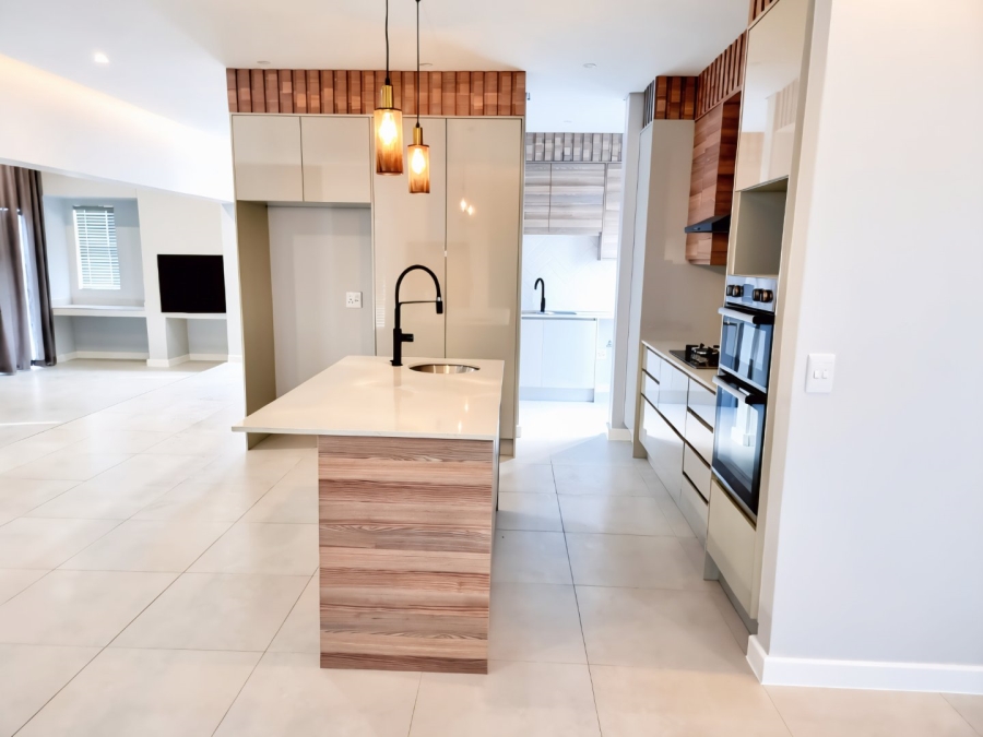 4 Bedroom Property for Sale in Sandown Western Cape